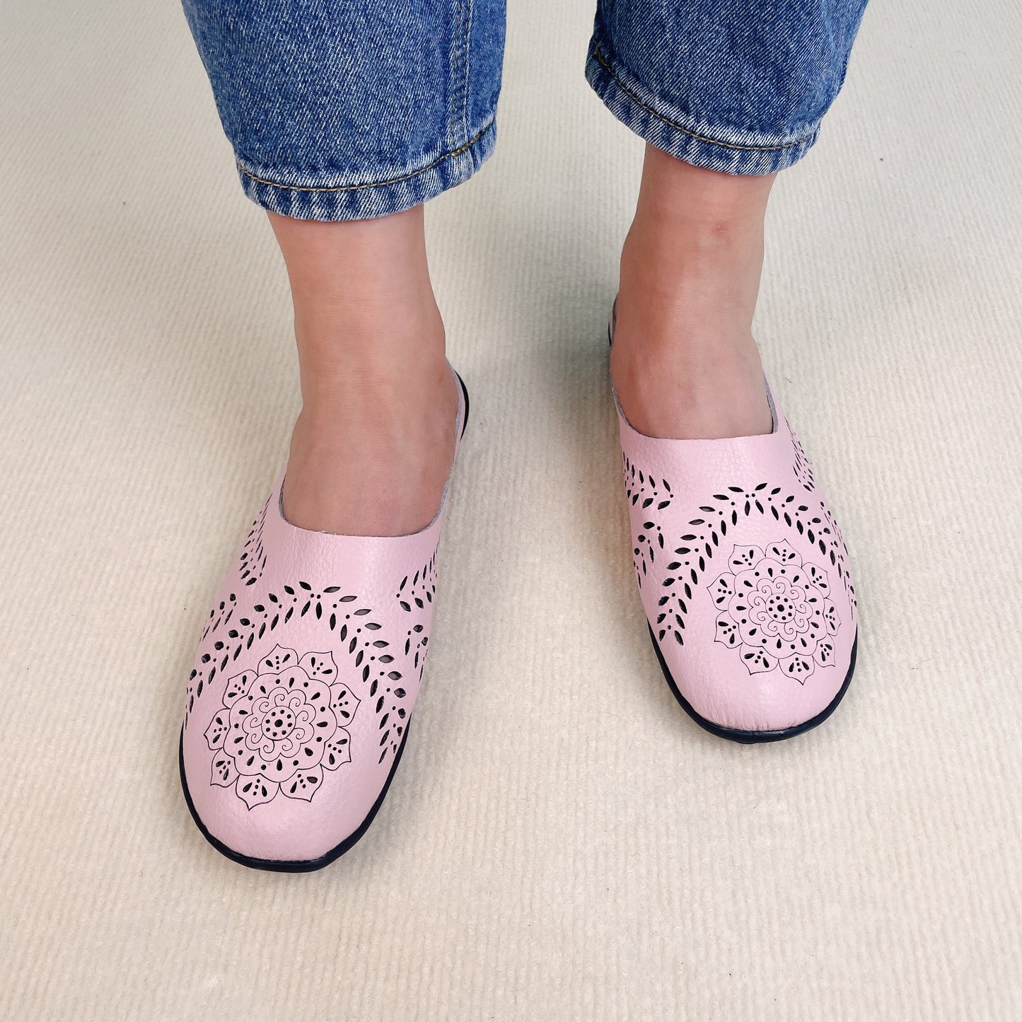 🔥LAST DAY SALE-80% OFF 🏆Casual Stride Harmony – Breathable, Comfortable Mules for Women